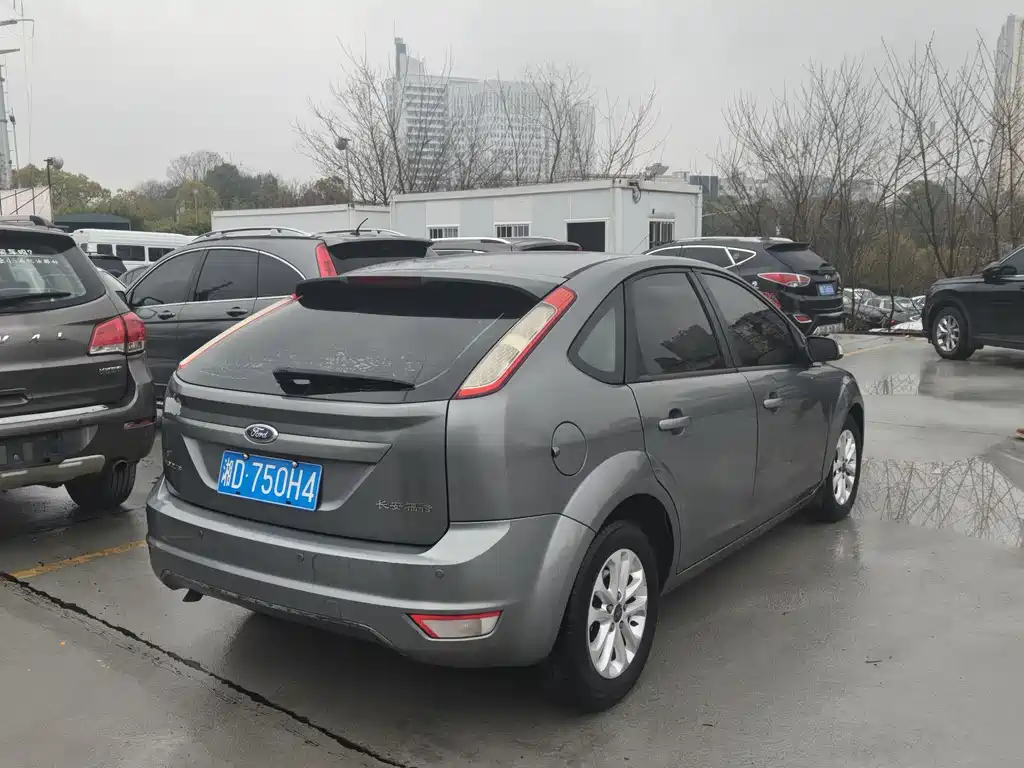 Focus 2011 Hatchback 1.8L Manual Classic купить на сайте DeffCars