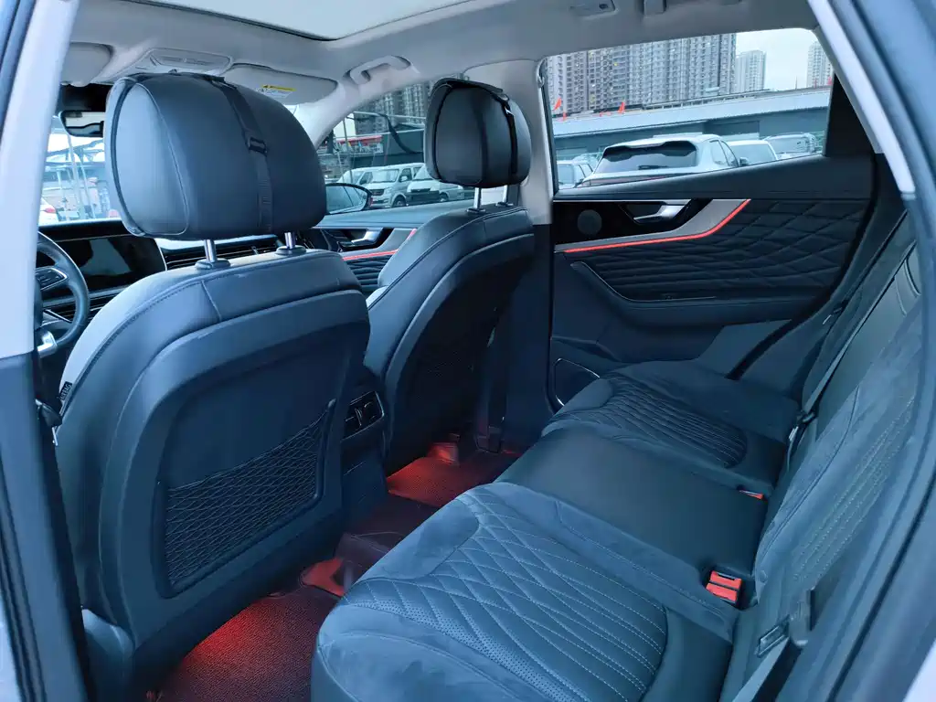 Hongqi HS5 2022 facelift 2.0T Zhilian Qixiang four-wheel drive version купить на сайте DeffCars