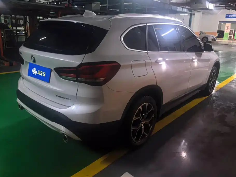BMW X1 2022 sDrive25Li Leading Model купить на сайте DeffCars