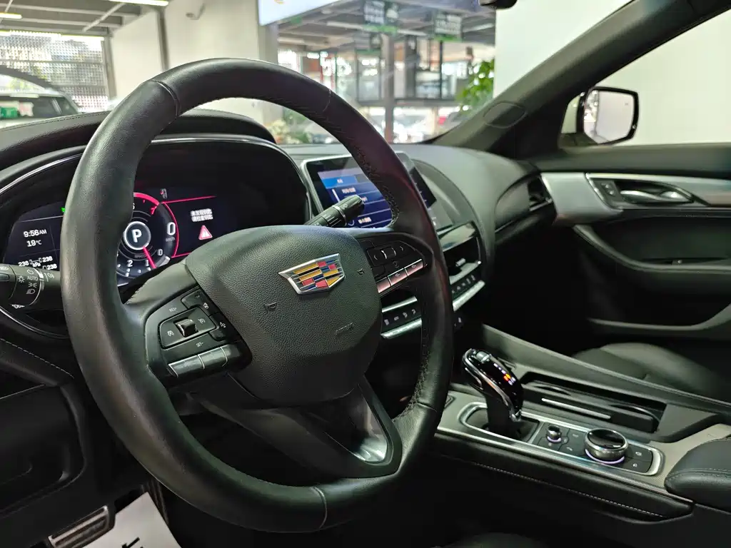 Cadillac CT5 2022 28T Premium Model купить на сайте DeffCars