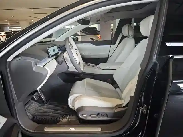 NIO ET7 2022 model 75kWh купить на сайте DeffCars
