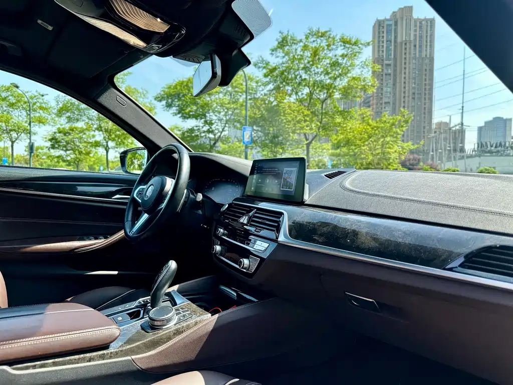 BMW 5 Series Imported 2020 540i Fashion Edition M Sports Package купить на сайте DeffCars