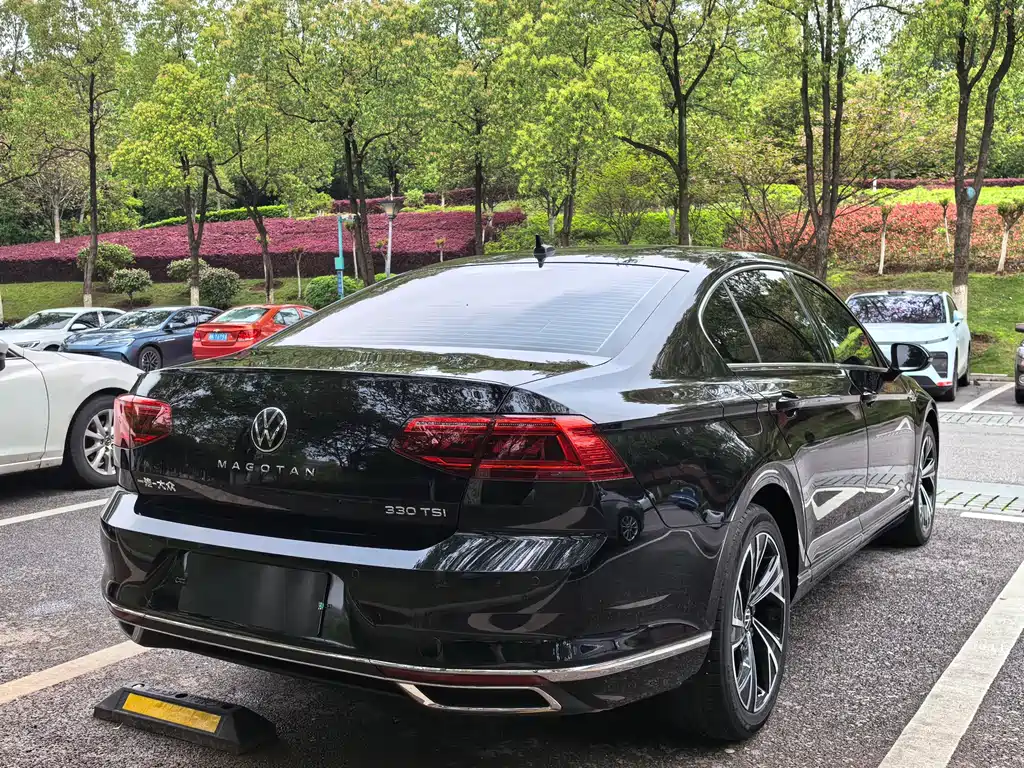 Magotan 2021 330TSI DSG 30th Anniversary Edition купить на сайте DeffCars