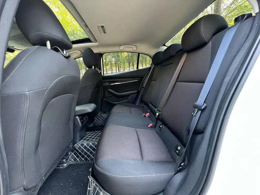 Mazda3 Angkesela 2023 2.0L automatic quality version купить на сайте DeffCars