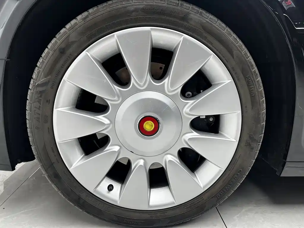 Hongqi Golden Sunflower National Gift 2014 6.0L Flagship Edition купить на сайте DeffCars