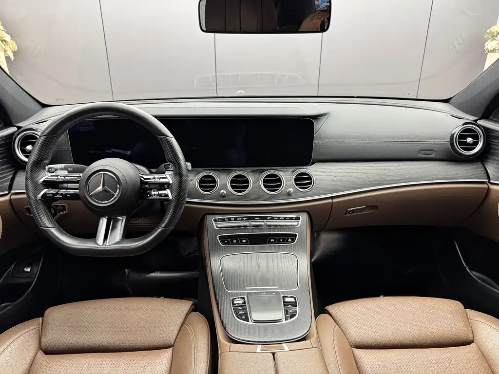 Mercedes-Benz E-Class 2022 E 300 L Luxury Model купить на сайте DeffCars