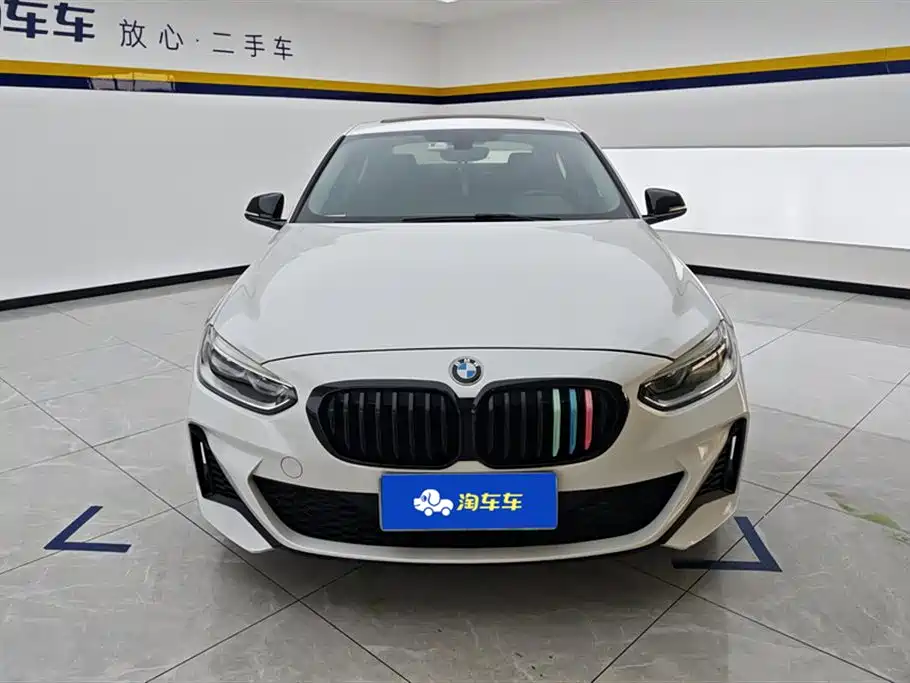 BMW 1 Series 2021 120i M Sports Night Edition купить на сайте DeffCars