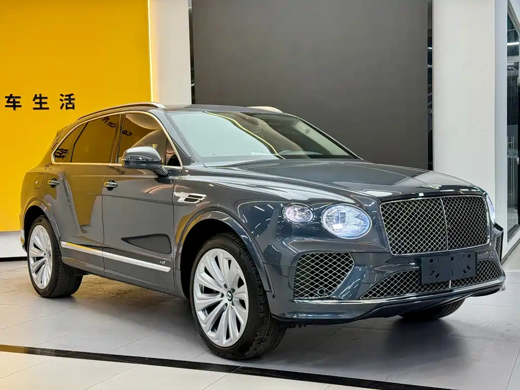 Bentayga 2021 4.0T V8 купить на сайте DeffCars