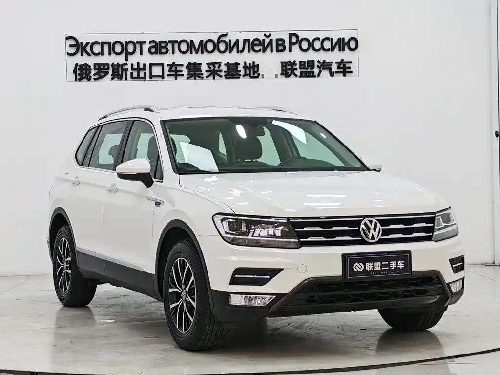 Tiguan L 2017 330TSI automatic two-wheel drive comfort version купить на сайте DeffCars