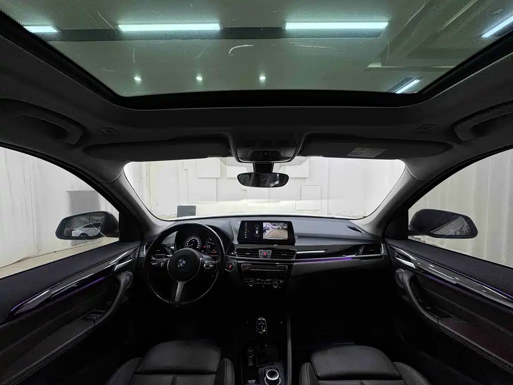 BMW X1 2021 sDrive20Li Exclusive Model купить на сайте DeffCars
