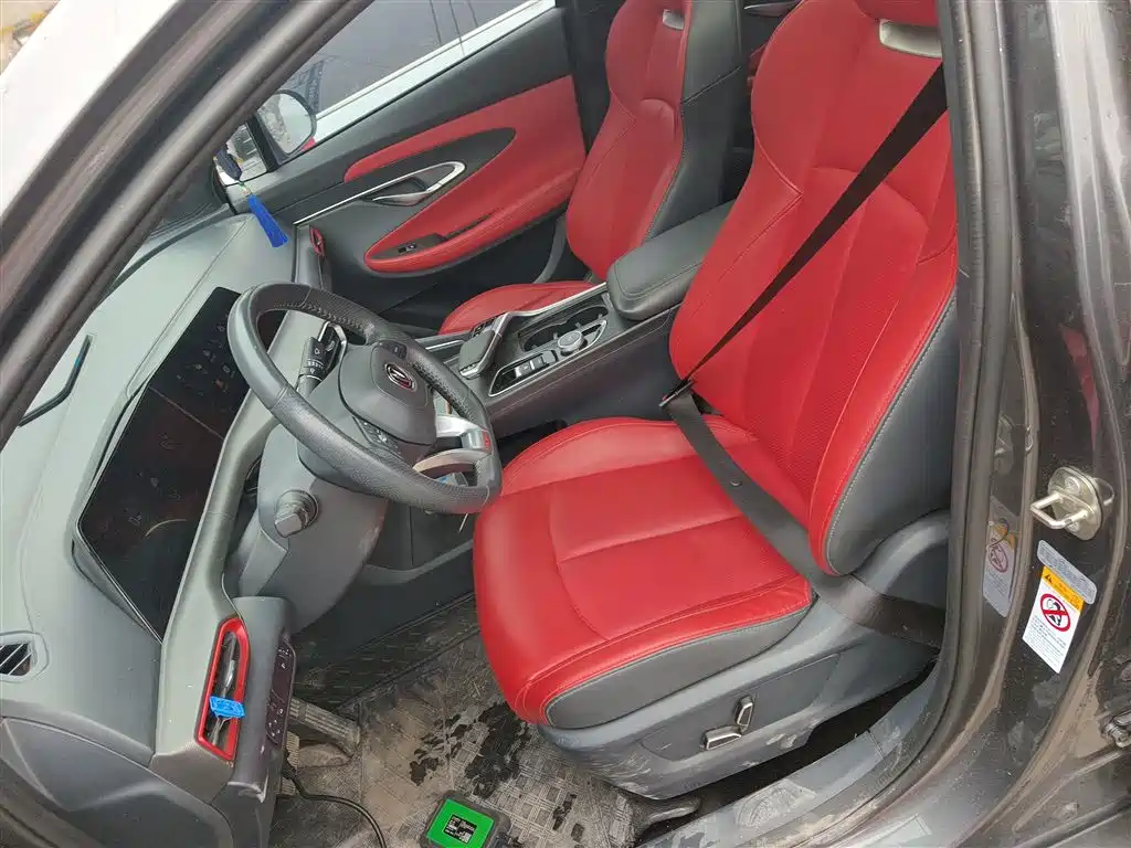 Changan UNI-T 2020 1.5T premium model купить на сайте DeffCars