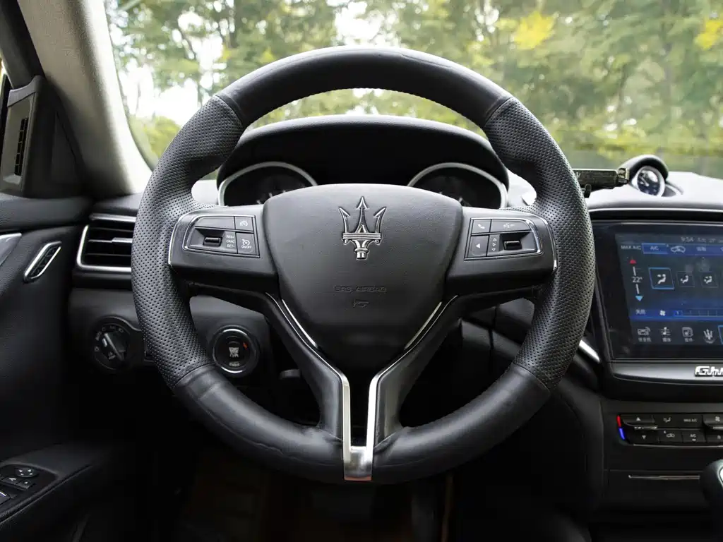 Ghibli 2017 3.0T Standard Edition купить на сайте DeffCars