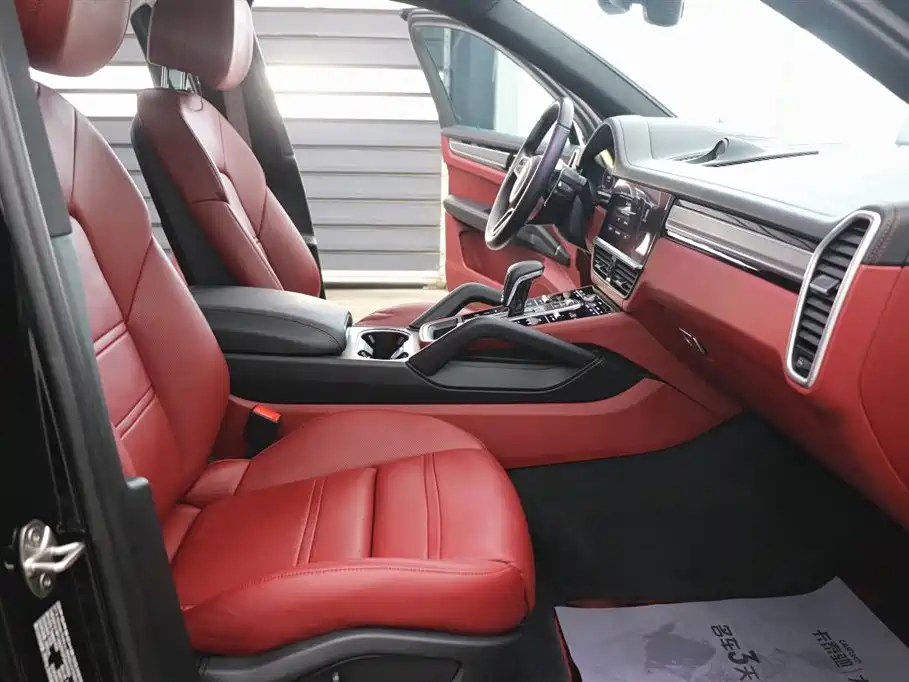 Cayenne 2023 Cayenne 3.0T Platinum Edition купить на сайте DeffCars