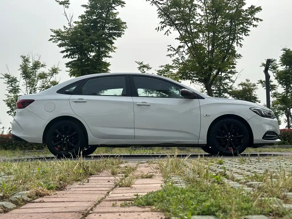 Cruze 2019 Redline 320T Dual Clutch Refreshing Edition National VI купить на сайте DeffCars