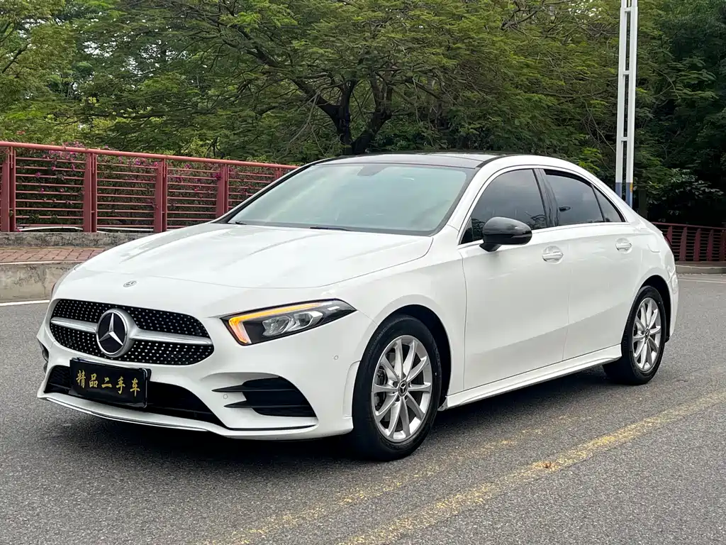 Mercedes-Benz A-Class 2020 Facelift A 200 L Sports Sedan Fashionable купить на сайте DeffCars