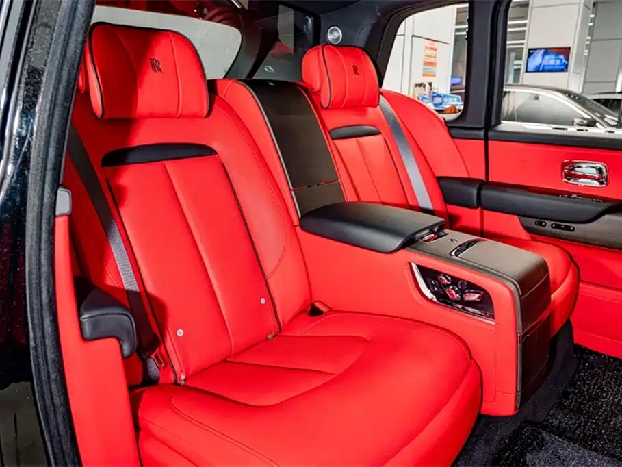 Cullinan 2024 four-seat version купить на сайте DeffCars