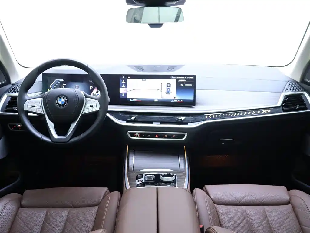 BMW X7 2023 xDrive40i Leading Luxury Package купить на сайте DeffCars
