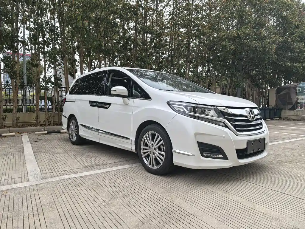 Alison 2016 2.4L Comfort Edition купить на сайте DeffCars
