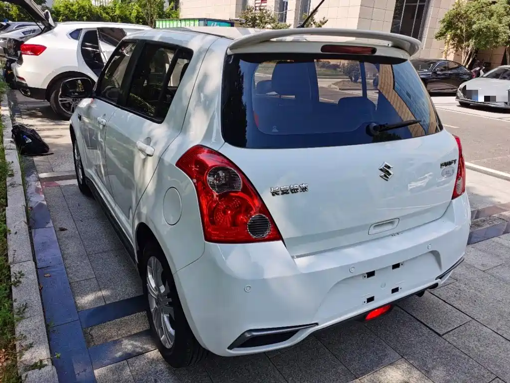 Swift 2014 1.5L automatic fashion model купить на сайте DeffCars