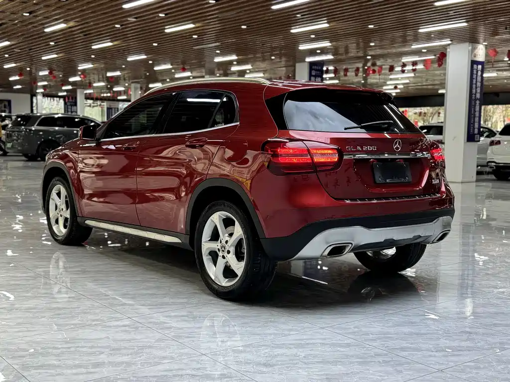 Mercedes-Benz GLA 2018 GLA 200 Dynamic купить на сайте DeffCars