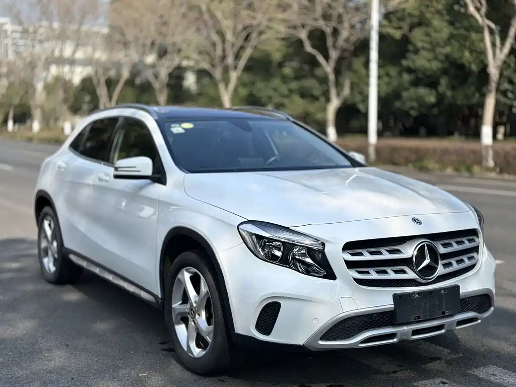 Mercedes-Benz GLA 2018 GLA 200 Dynamic купить на сайте DeffCars