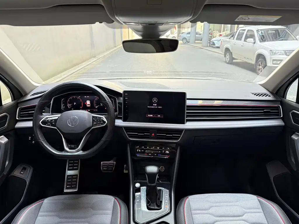 Tiguan L 2022 330TSI automatic two-wheel drive R-Line flagship version купить на сайте DeffCars