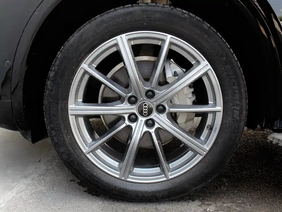 Audi Q5L 2022 facelift 40T luxury and dynamic model купить на сайте DeffCars