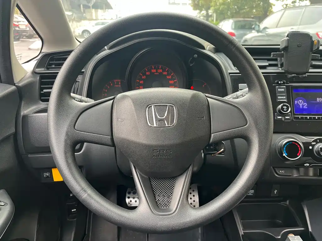 Fit 2018 1.5L manual comfort version купить на сайте DeffCars