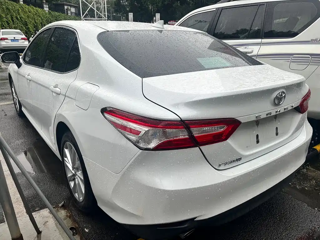 Camry 2022 2.0GVP Leading Edition купить на сайте DeffCars