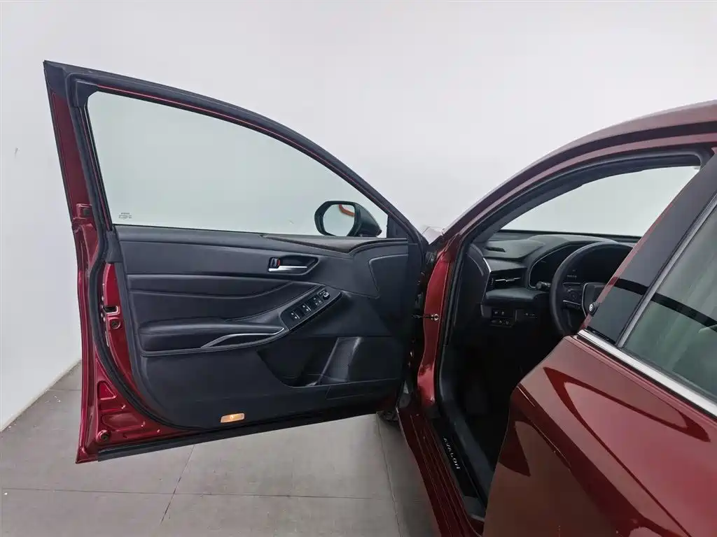 Asia Dragon 2019 2.0L XLE Exclusive Edition National VI купить на сайте DeffCars