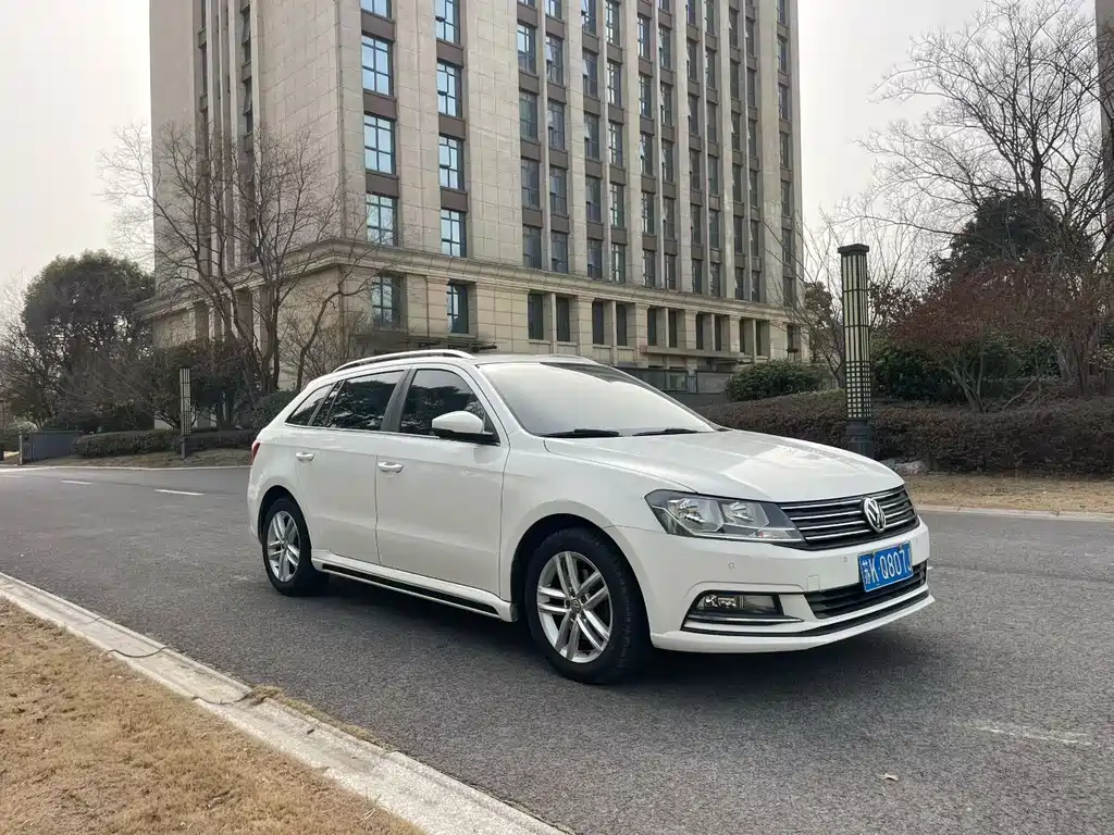 Langxing 2015 230TSI DSG Comfort Edition купить на сайте DeffCars