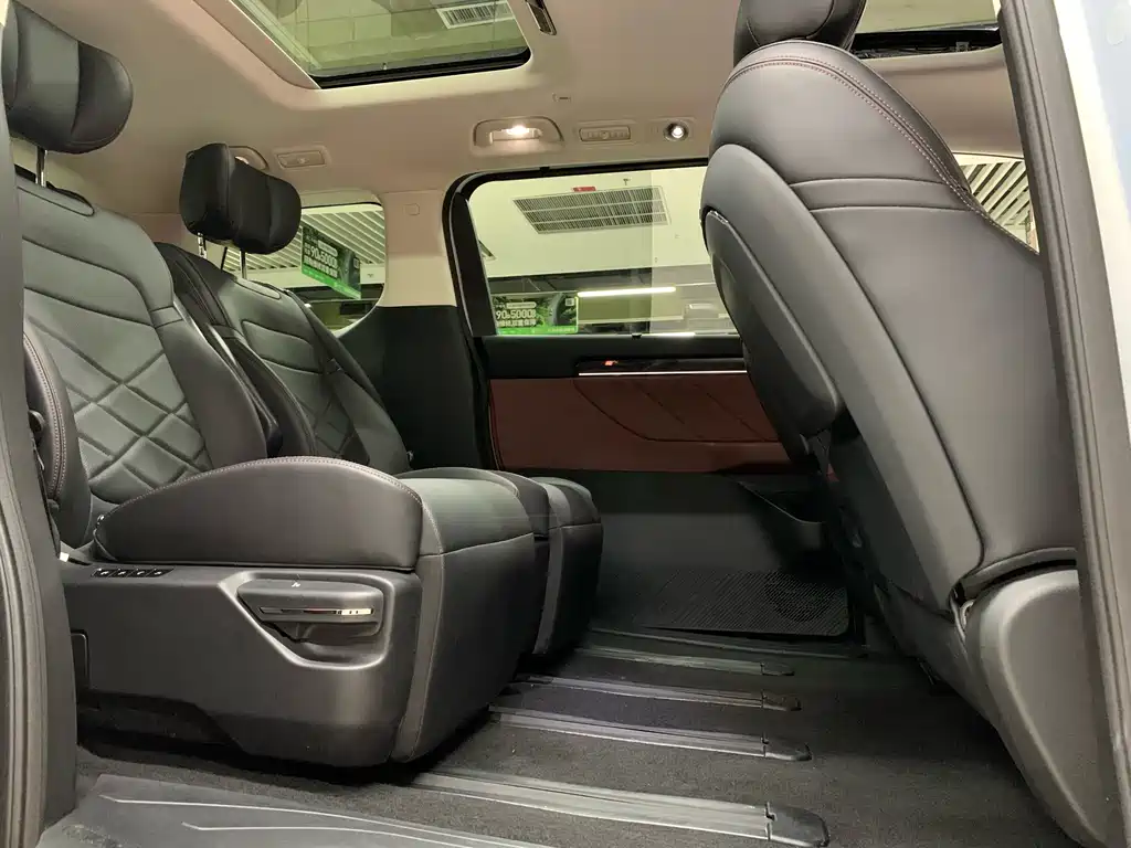 Trumpchi E8 PHEV 2024 model 150km MAX+ купить на сайте DeffCars
