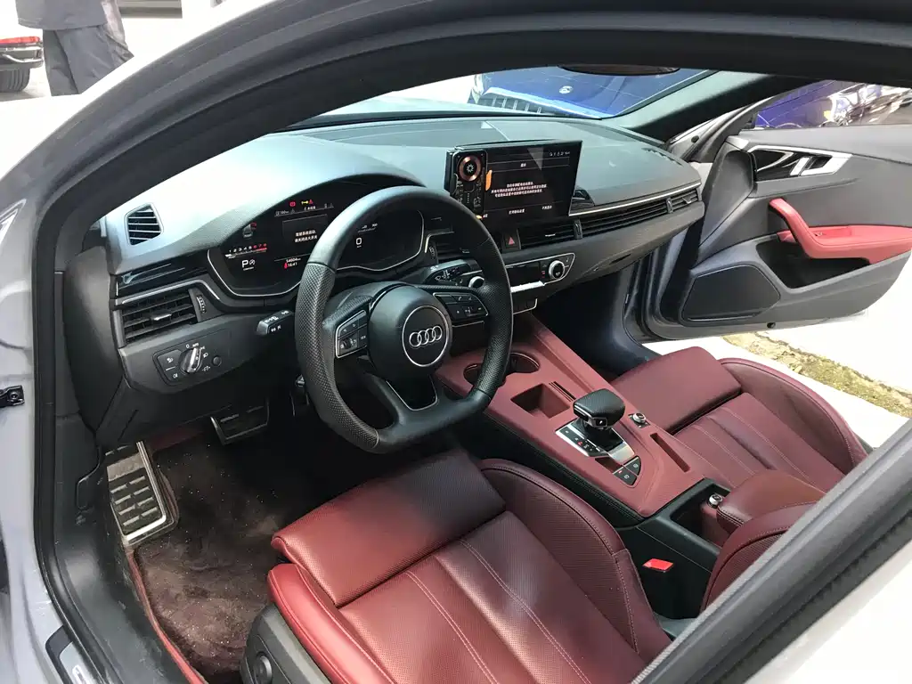 Audi A4L 2024 40 TFSI luxury and dynamic model купить на сайте DeffCars