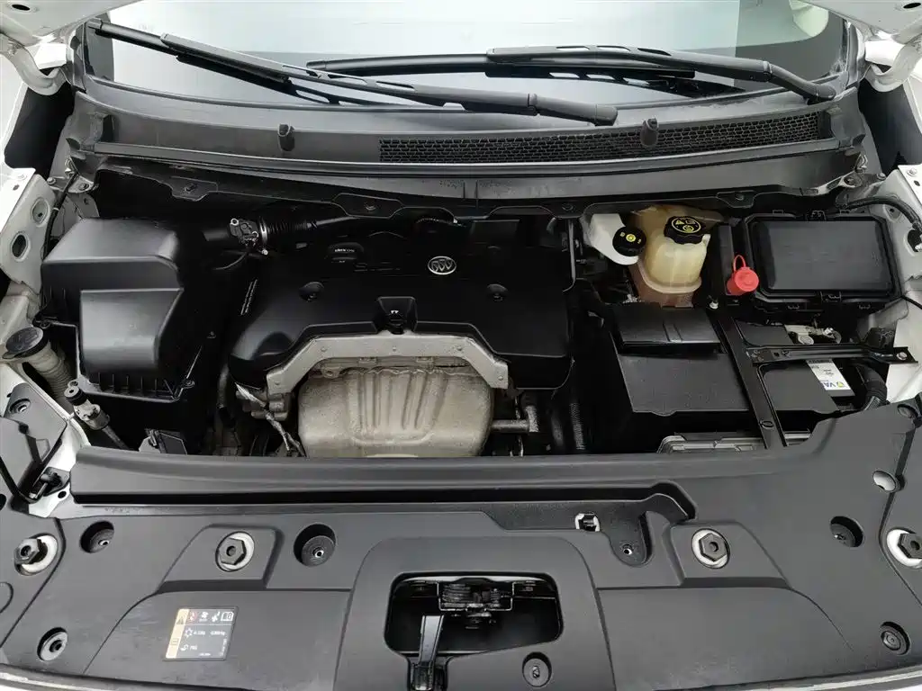 Buick GL8 2017 25S luxury model National V купить на сайте DeffCars