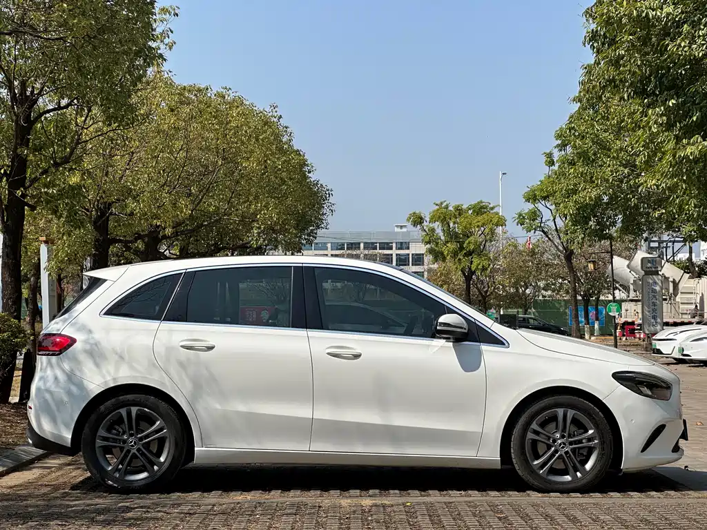 Mercedes-Benz B-Class 2020 B 200 Dynamic купить на сайте DeffCars