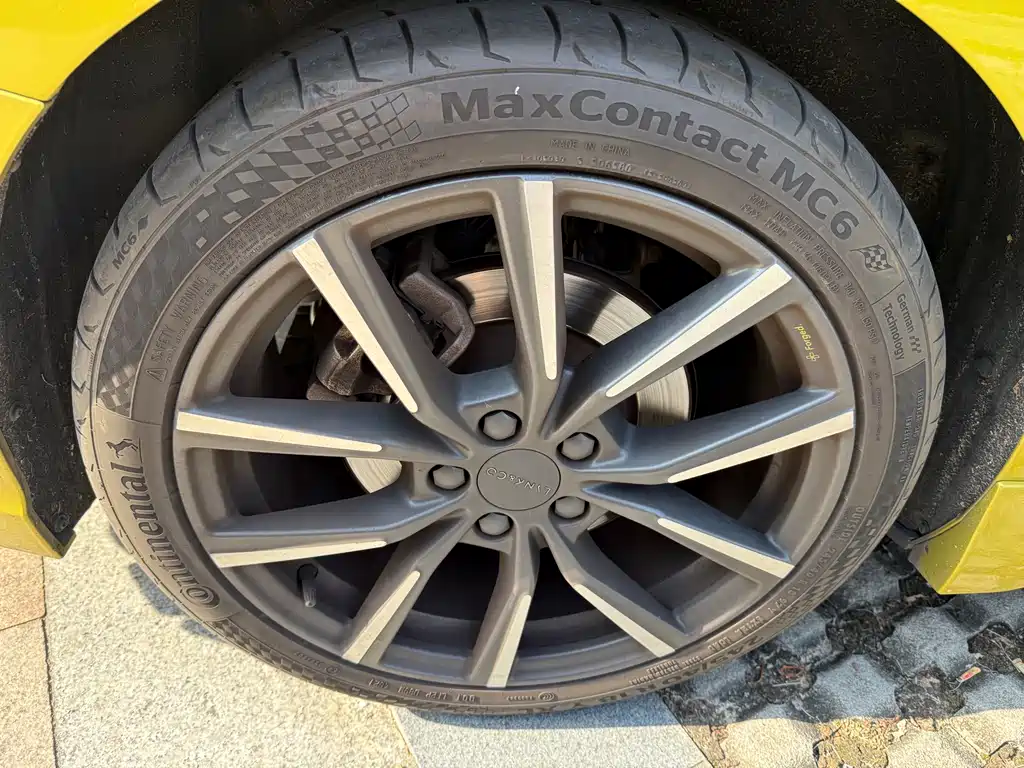 Lynk & Co 03 2022 03+ 2.0TD automatic wind control version купить на сайте DeffCars