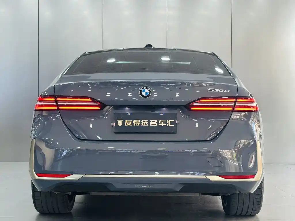 BMW 5 Series 2024 530Li Exclusive Luxury Package купить на сайте DeffCars