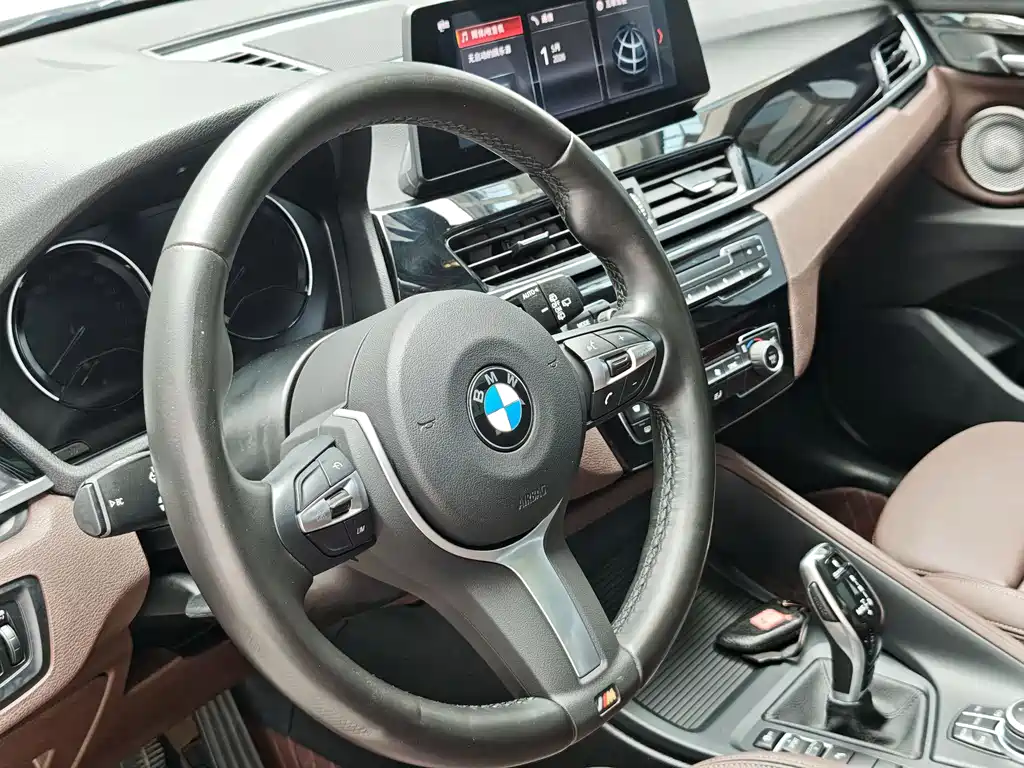 BMW X1 2021 xDrive25Li Exclusive Model купить на сайте DeffCars