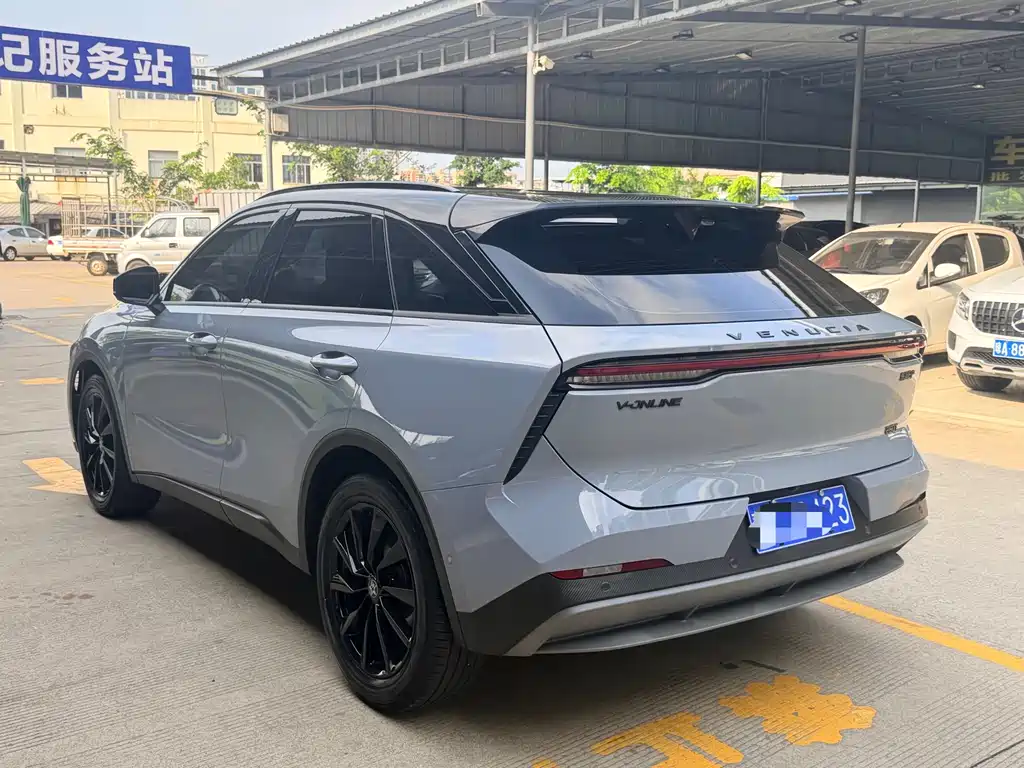 Venucia V 2021 260T King Edition купить на сайте DeffCars