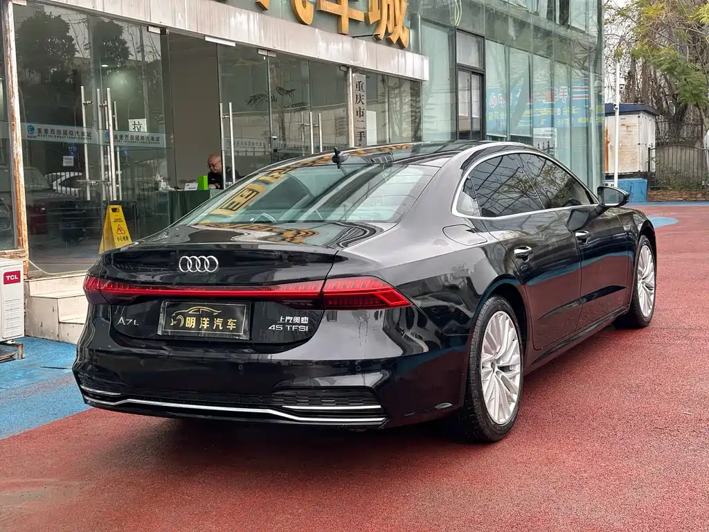 Audi A7L 2024 45TFSI S-line Dream Building Liquid Crystal Package купить на сайте DeffCars