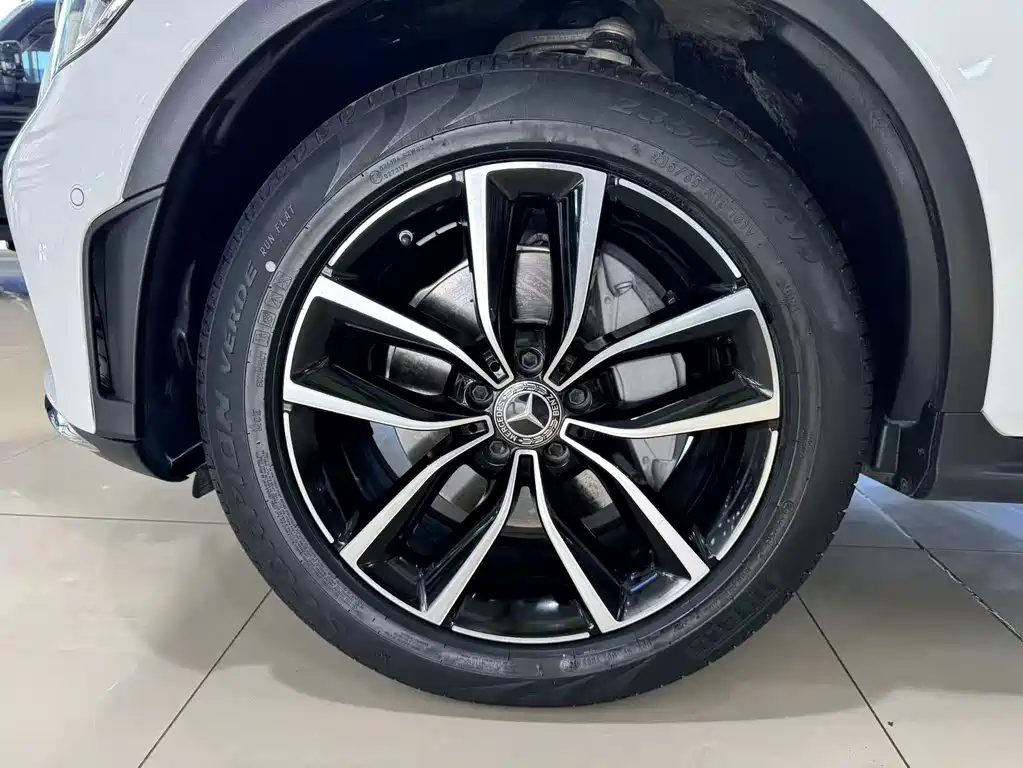 Mercedes-Benz GLC 2020 facelift GLC 260 L 4MATIC luxury model купить на сайте DeffCars