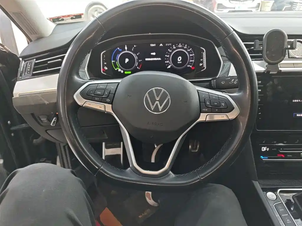 Magotan GTE plug-in hybrid 2022 GTE luxury model купить на сайте DeffCars