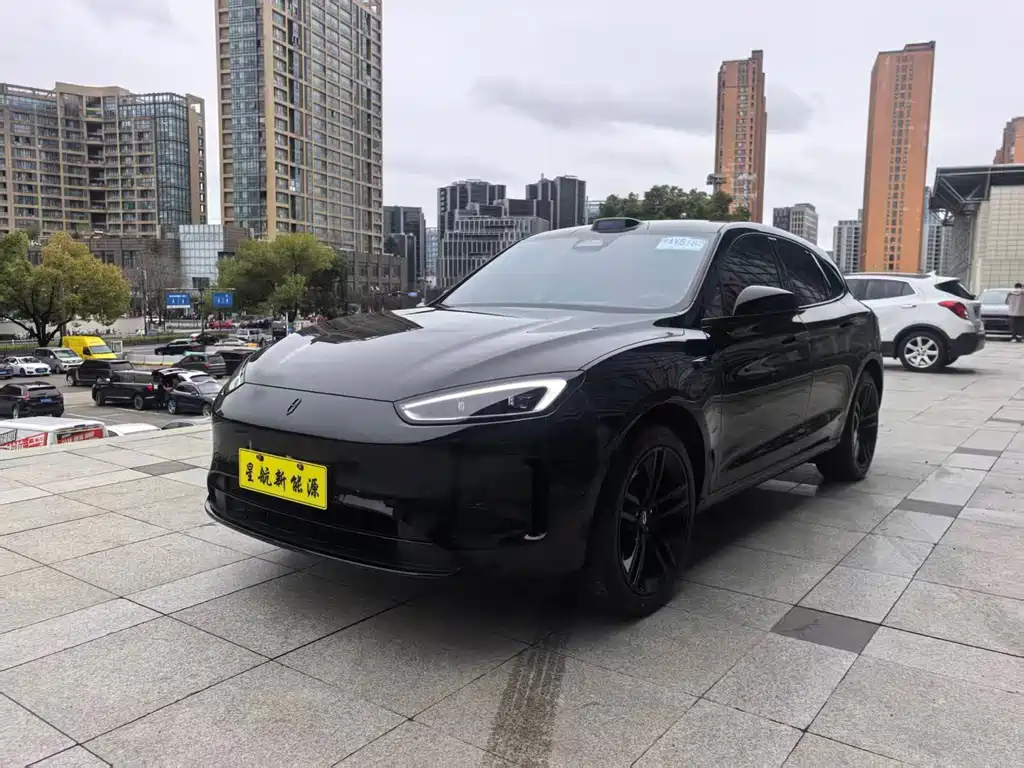 Wenjie M5 2025 extended range Ultra rear-wheel drive version купить на сайте DeffCars