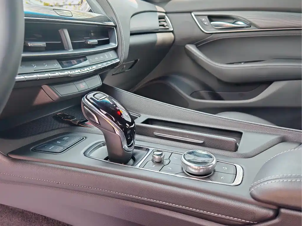 Cadillac CT5 2022 28T Fashion Model купить на сайте DeffCars