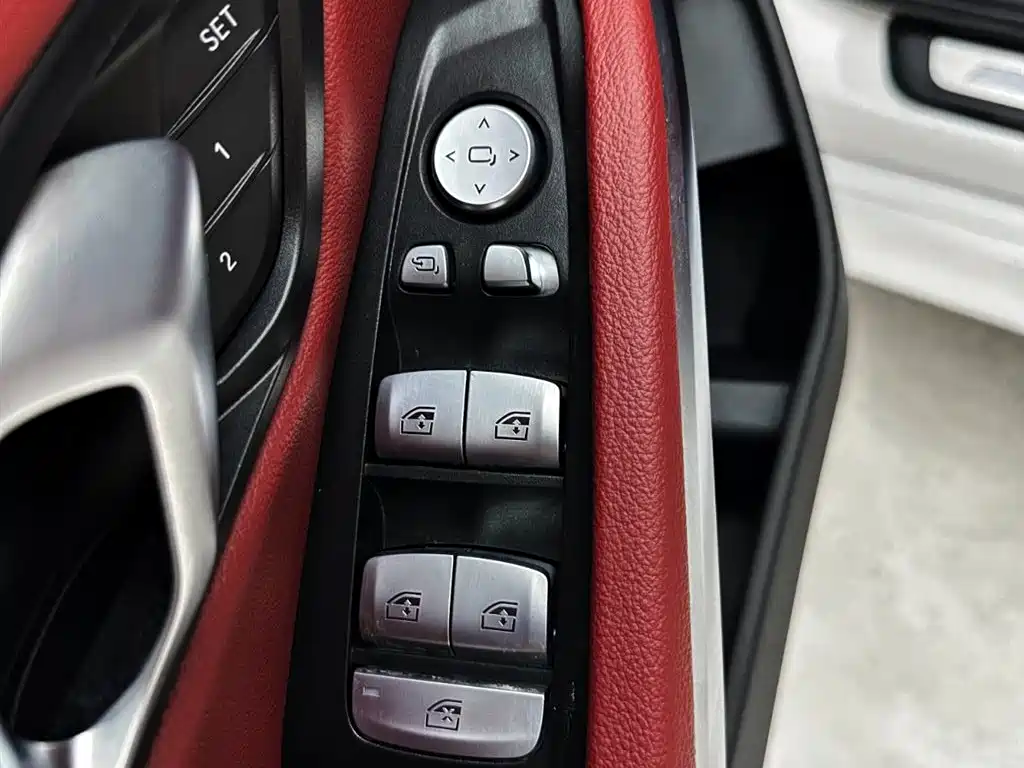 BMW 3 Series 2023 320Li M Sports Package купить на сайте DeffCars