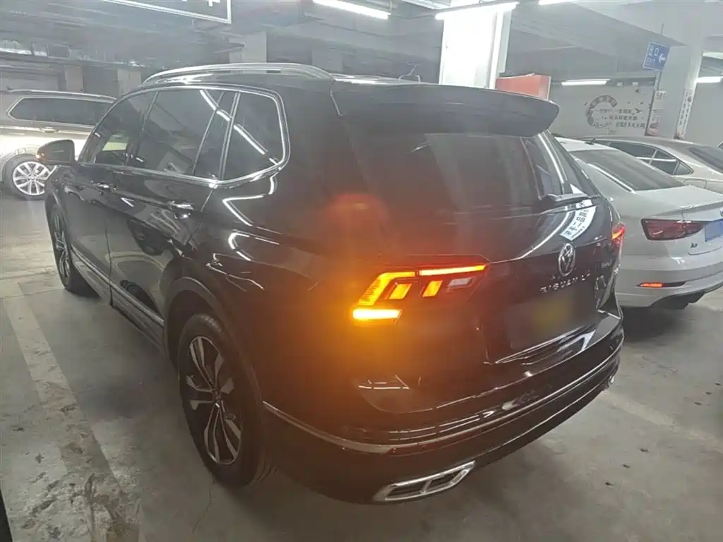 Tiguan L 2025 model 330TSI automatic two-wheel drive R-Line Longyao Edition купить на сайте DeffCars