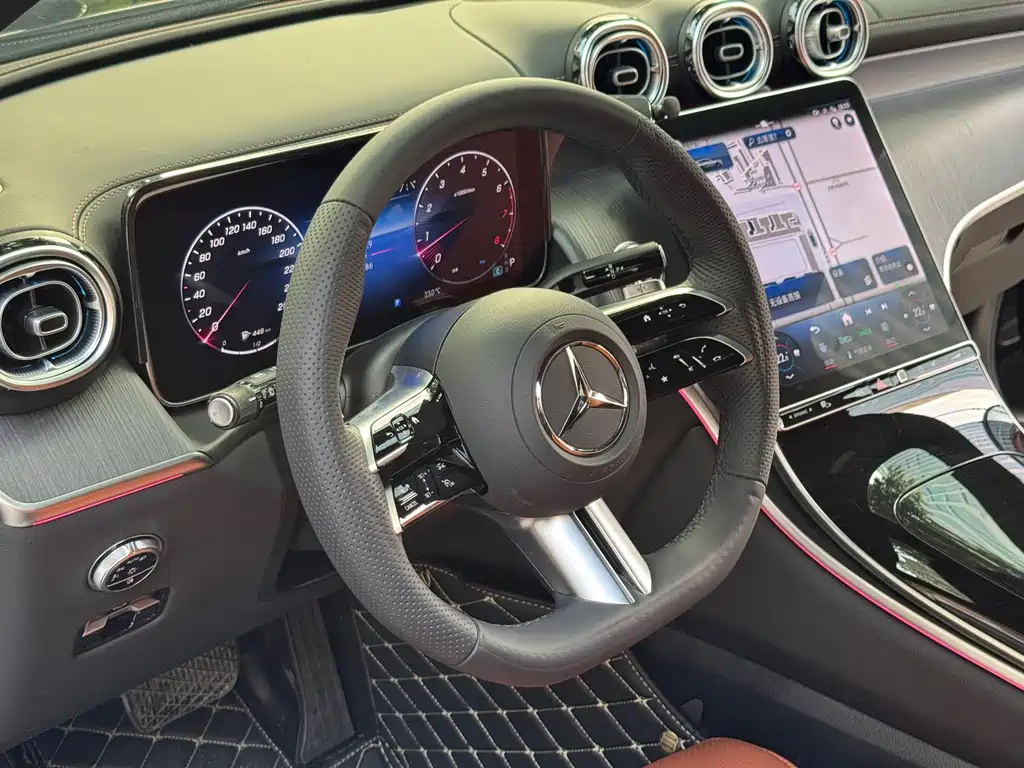 Mercedes-Benz GLC 2024 GLC 260 L 4MATIC luxury model 5 seats купить на сайте DeffCars