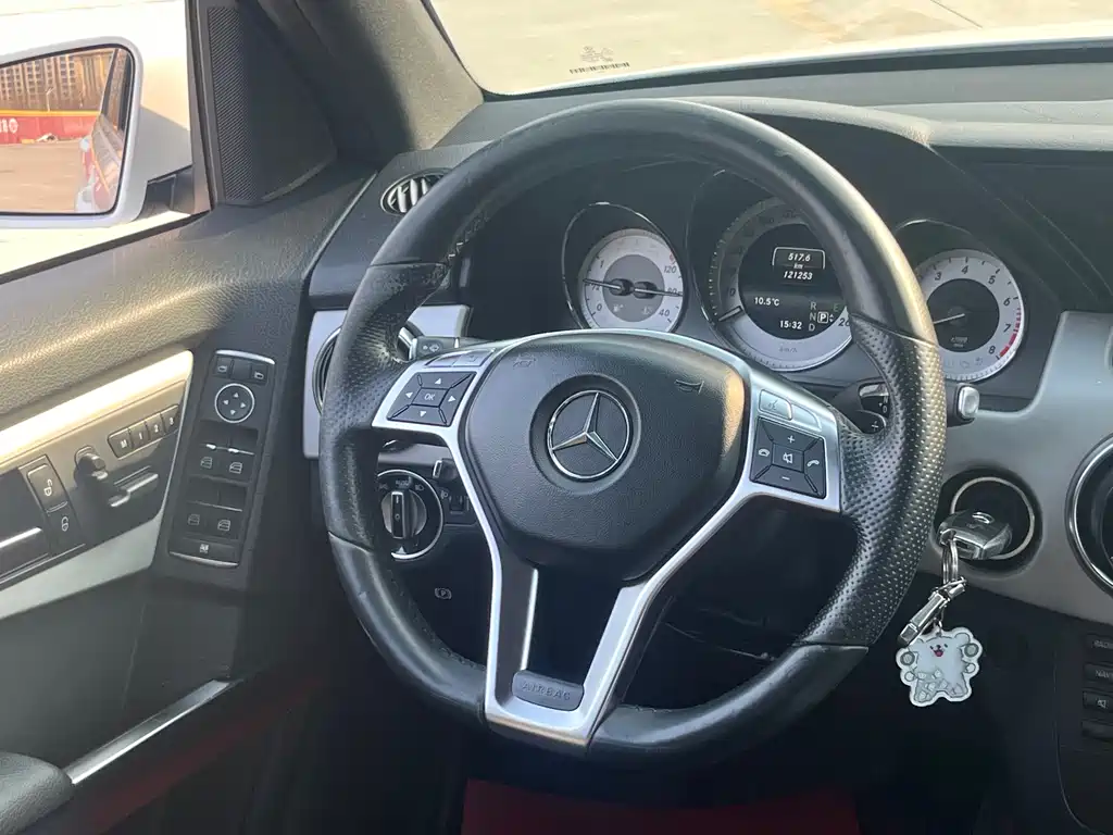 Mercedes-Benz GLK-Class 2014 GLK 200 Standard Model купить на сайте DeffCars