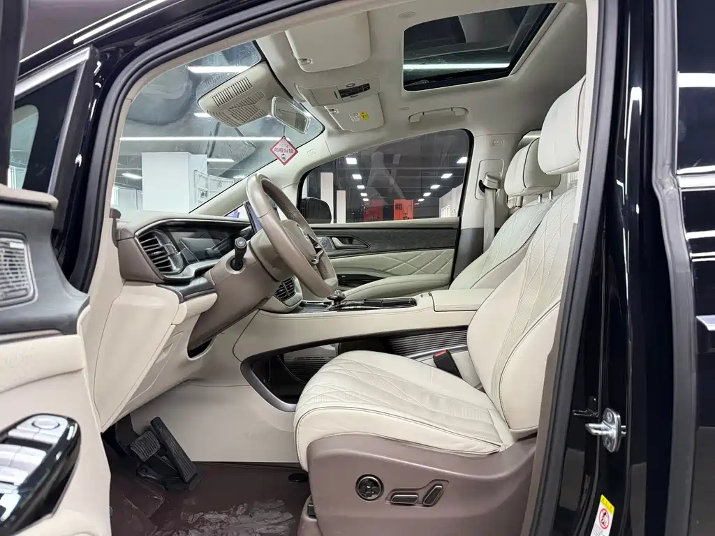 Denza D9 2022 DM-i 1040 Premium Type купить на сайте DeffCars