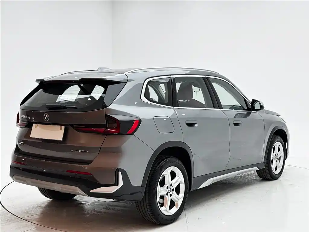 BMW X1 2023 sDrive20Li X Design Package купить на сайте DeffCars